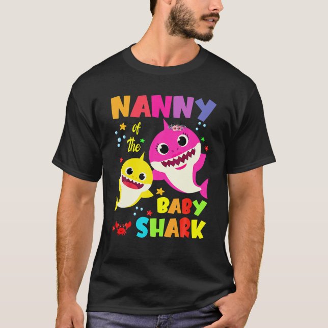 T-shirt Nanny Shark Cadeau mignonne bébé requin Famille de (Devant)