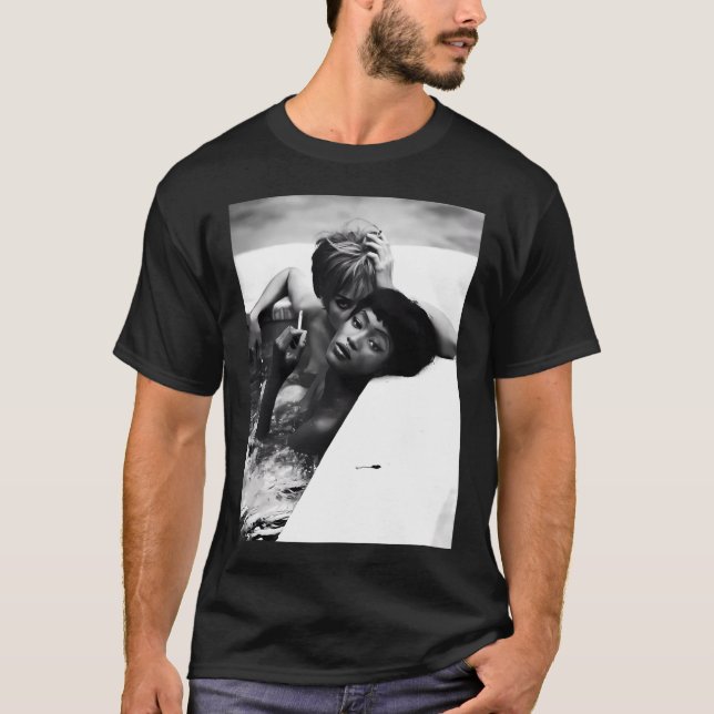 T-shirt Naomi Campbell en décontraction (Devant)