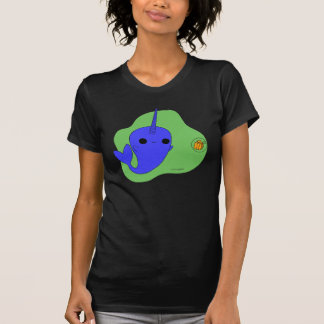T-shirt Narwhal (arrière - plan vert)