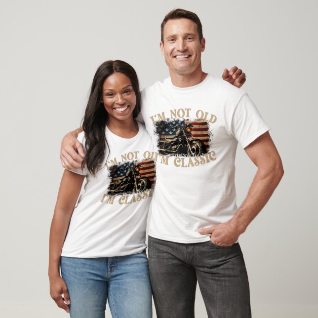 T-shirt Né à Roar — Acier américain classique (Unisexe)