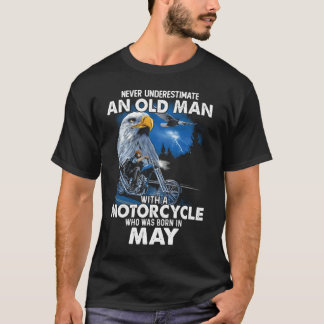 T-shirt Ne jamais sous-estimer un vieil homme avec une mot