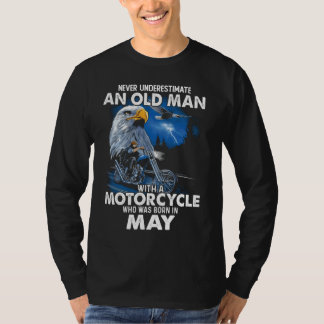 T-shirt Ne jamais sous-estimer un vieil homme avec une mot