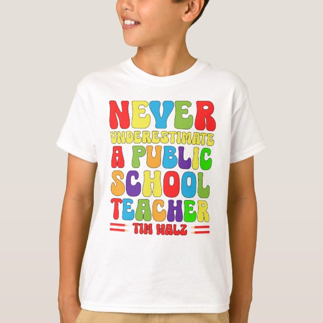 T-shirt Ne jamais sous-estimer une école publique (Devant)