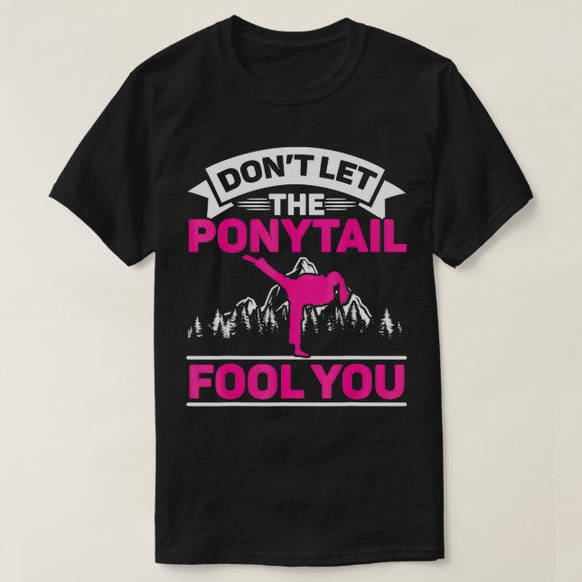 T-shirt Ne laissez pas le Ponytail vous tromper MIXED MART (Design devant)