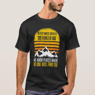 T-shirt Ne Manquez Jamais Avec Un Randonnée De Randonnée