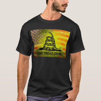 T-shirt Ne marchez pas sur moi le drapeau américain de