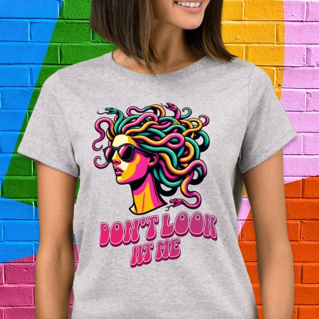 T-shirt Ne me regardez pas Serpent Hair Goddess Pop Art Sh (Don’t Look at Me Snake Hair Goddess Pop Art Shirt)