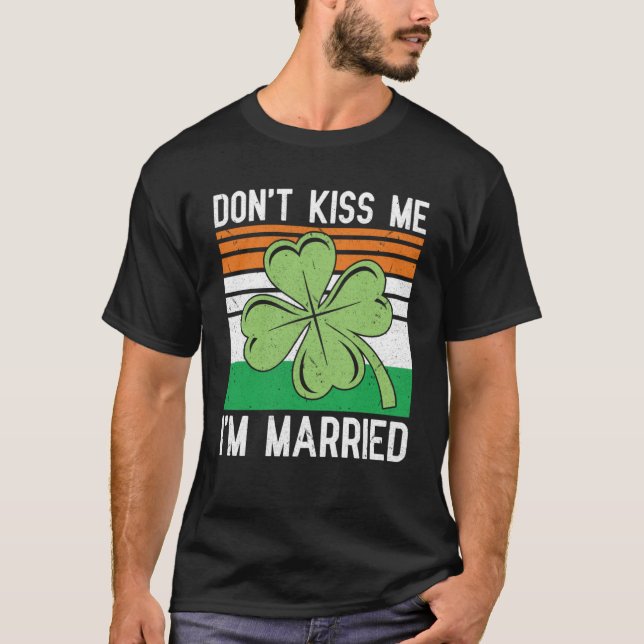 T-shirt Ne m'embrasse pas Je suis marié Mariage mari femme (Devant)