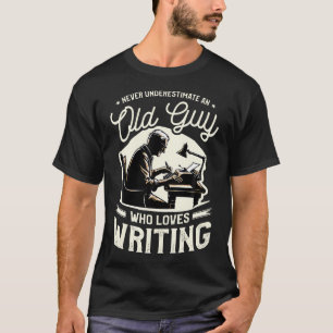 T-shirt Ne sous-estimez jamais un vieil homme qui aime écr