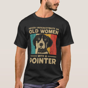 T-shirt Ne Sous-Estimez Jamais Une Vieille Femme À Court T