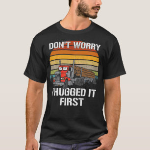 T-shirt Ne vous inquiétez pas je l'ai serré dans le bras p