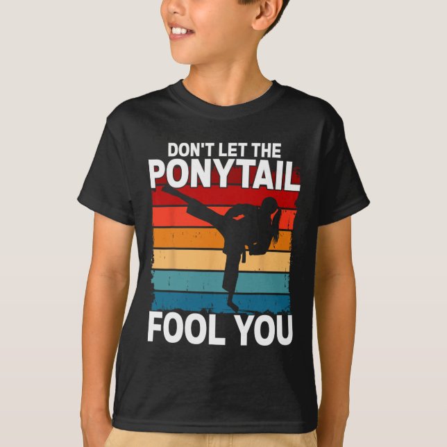 T-shirt Ne vous laissez pas tromper par la queue de cheval (Devant)
