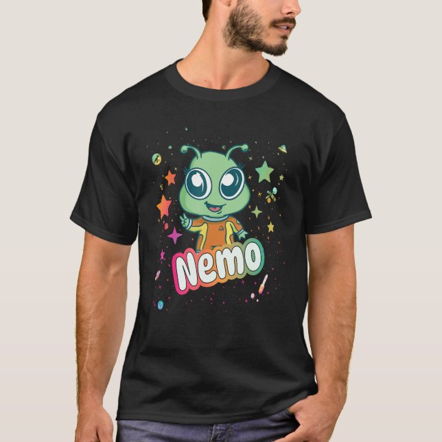 T-shirt NEMO - Nom du garçon mignon avec un Alien mignon (Devant)