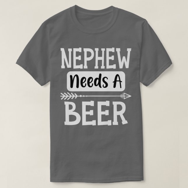 T-shirt Neveu a besoin d'une bière Famille qui boit des bi (Design devant)