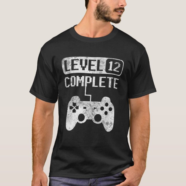 T-shirt Niveau 12 Anniversaire complet Gamer Gamer 12 ans (Devant)