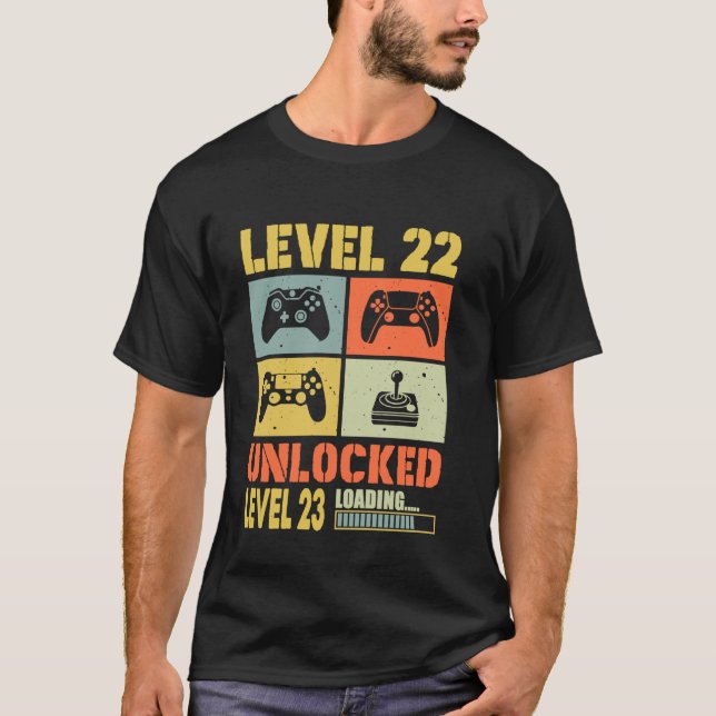 T-shirt Niveau 22 Déverrouillé Niveau 23 Chargement 22 Ans (Devant)