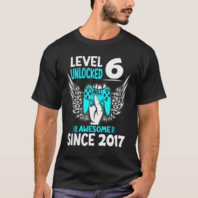 T-shirt Niveau 6 déverrouillé stupéfiant depuis 2017 6e an (Devant)