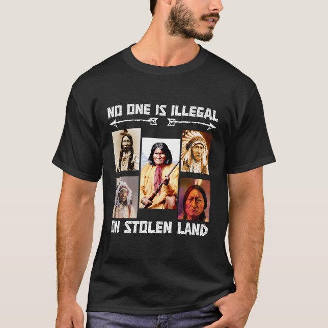 T-shirt No One Is Illégal On Stolen (Devant)