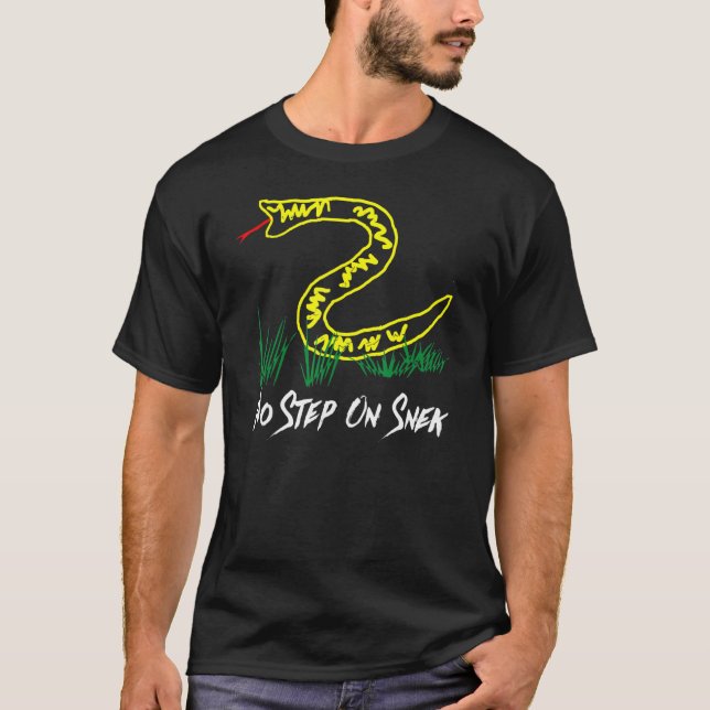 T-shirt No Step On Sneks (Devant)