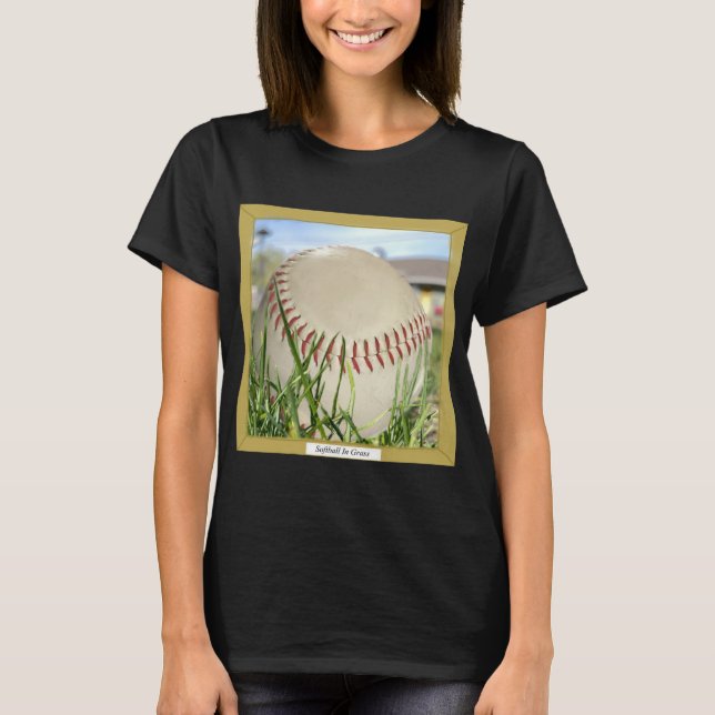 T-shirt noir design graphique "Softball in Grass" (Devant)
