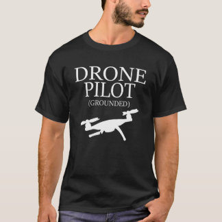 T-shirt noir du pilote de drone au sol