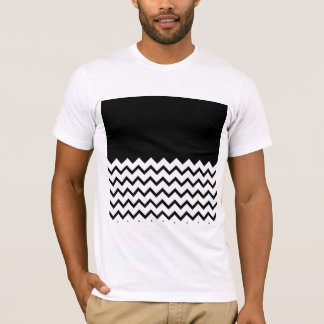 T-shirt Noir et blanc. Le zigzag de partie, pièce le noir