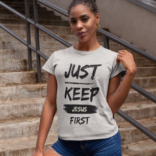 T-shirt Noir Gardez Jésus en premier
