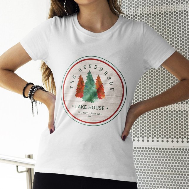 T-shirt Nom de famille Lake House Pine Tree arrière - plan (Créateur téléchargé)