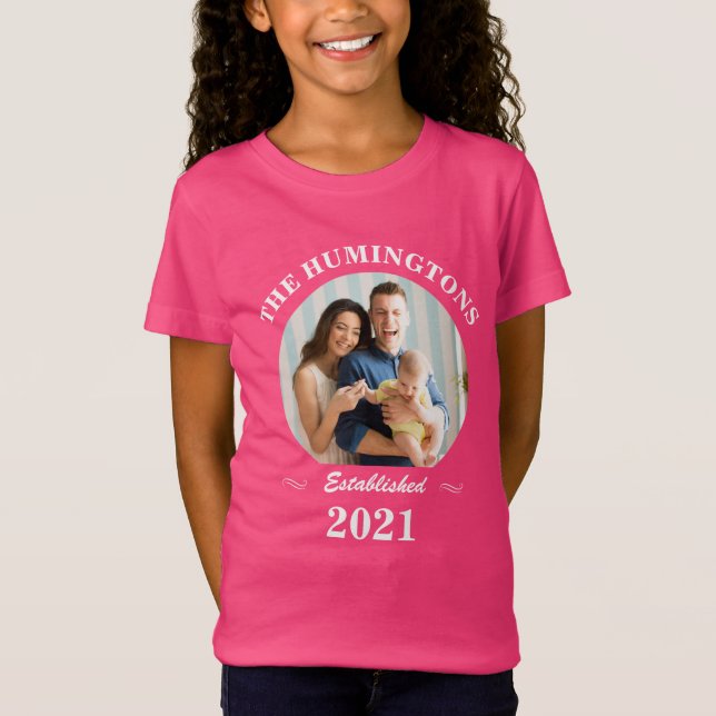 T-Shirt Nom de famille personnalisé, photo et année d'étab (Devant)