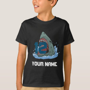 T-shirt Nom et âge du garçon d'anniversaire de requin T-