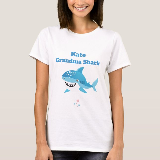 T-shirt Nom personnalisé de grand-mère requin (Devant)