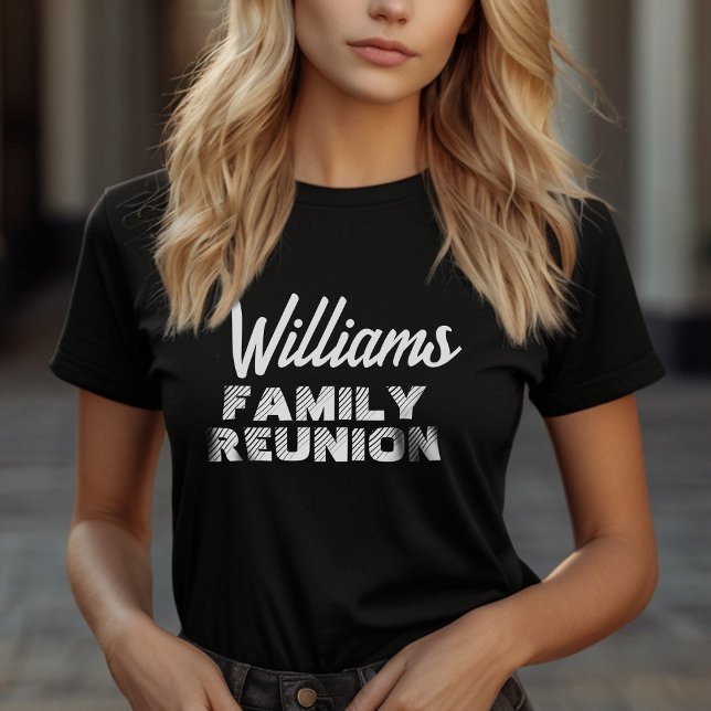 T-shirt Nom personnalisé de réunion de famille simple (Show your family pride with a custom reunion t-shirt. Create lasting memories together & celebrate!)