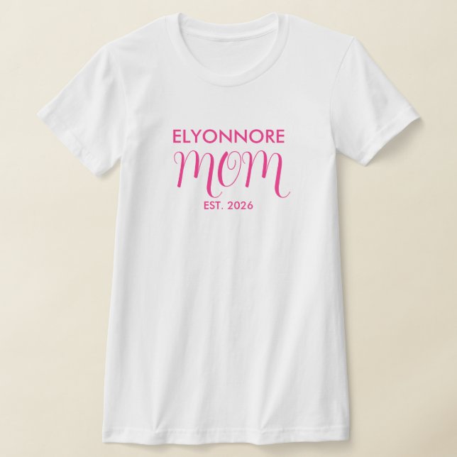 T-shirt Nom personnalisé Maman écriture rose établie (Poser)
