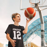 T-shirt Nom personnalisé Numéro Garçons Sport Jersey Chemi<br><div class="desc">Créez votre propre maillot de football personnalisé T-shirt garçon avec nom et numéro personnalisés. Une chemise de sport personnalisable cool, c'est une idée cadeau mignonne pour les garçons. Ce sport pour enfants branché convient à tous les sports, y compris le football, le football, le volley, le baseball, le softball, le...</div>