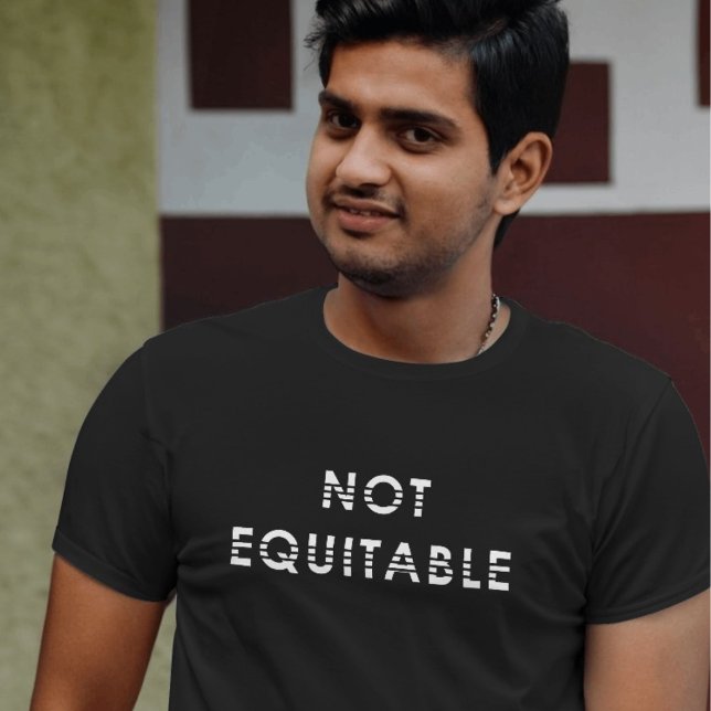 T-shirt Non équitable (Créateur téléchargé)