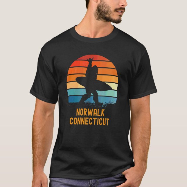 T-shirt Norwalk Connecticut Sasquatch Souvenir (Devant)