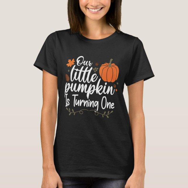 T-shirt Notre petit Citrouille fête son 1er automne (Devant)