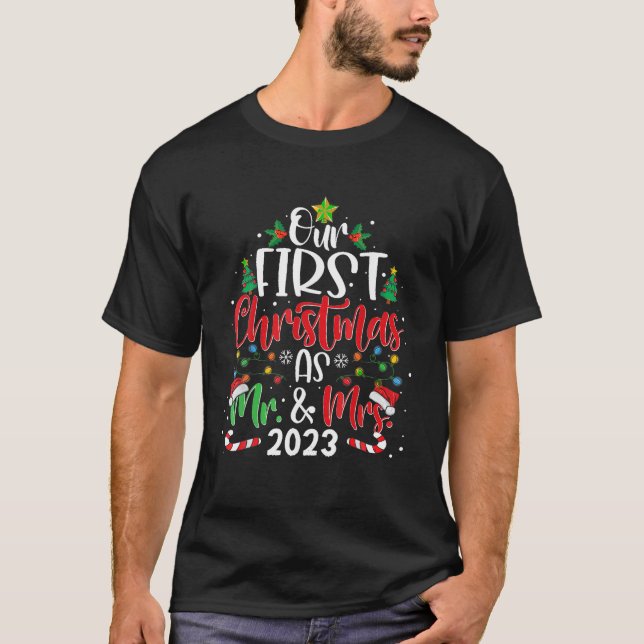 T-shirt Notre premier Noël en tant que M. et Mme 2023 Matc (Devant)