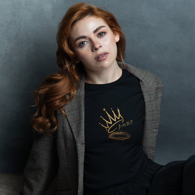 T-shirt NOTRE SAUVEUR ROI CHrétienne Noël noir des femmes (Créateur téléchargé)