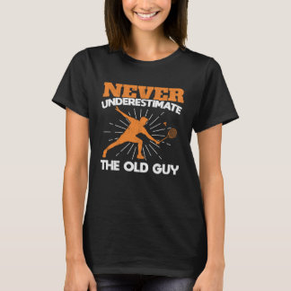 T-shirt N'oubliez jamais le vieux grand-père badminton