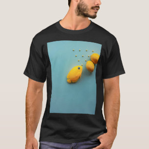 T-shirt Nourrir trois poissons-anges jaunes