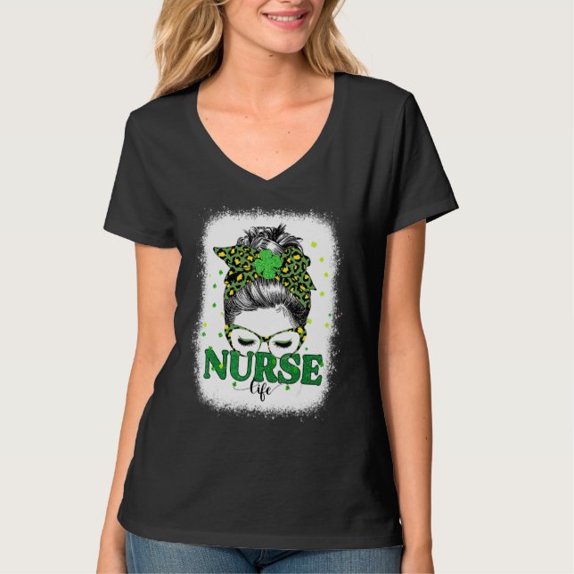 T-shirt Nourriture blanchie Vie Messy Bun Leopard St patri (Devant)