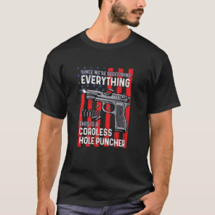 T-shirt Nous Redéfinissons Tout C'Est Un Hol Sans Cordures