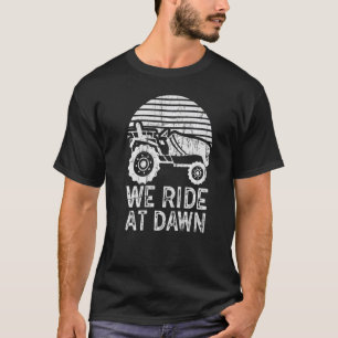 T-shirt Nous Roulons À L'Aube Papa Lawn Mower Faire Rire J