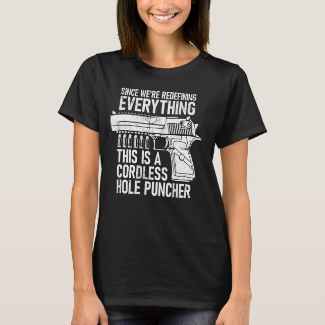 T-shirt Nous sommes en train de redéfinir tout ce qui est  (Devant)