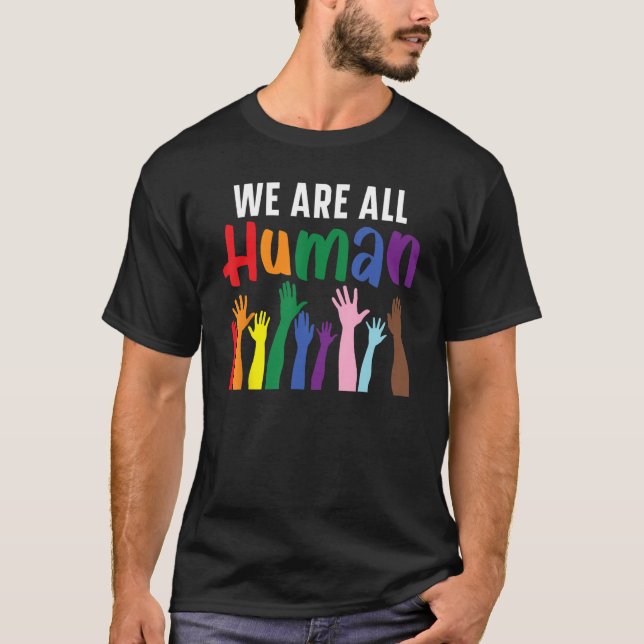 T-shirt Nous sommes tous humains Rainbow Prith Moth LGBTQ  (Devant)