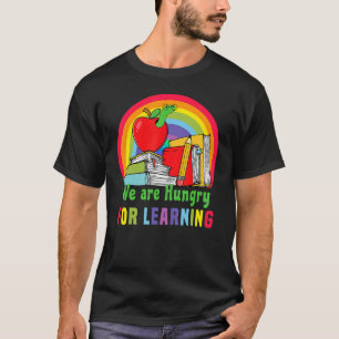 T-shirt Nous sommes une chenille très affamée enseignante