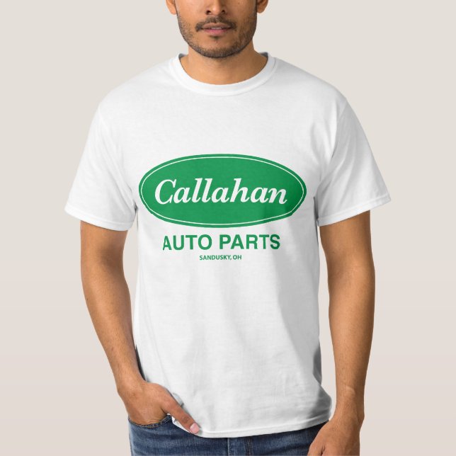 T-SHIRT NOUVEAU ! PIÈCES D'AUTO DE CALLAHAN (Devant)