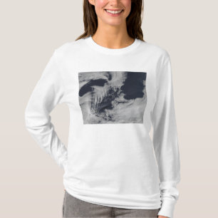 T-shirt nuages Bateau-vague-formés dans l'Indien du sud