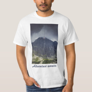 T-shirt Nuages de tempête au-dessus des montagnes